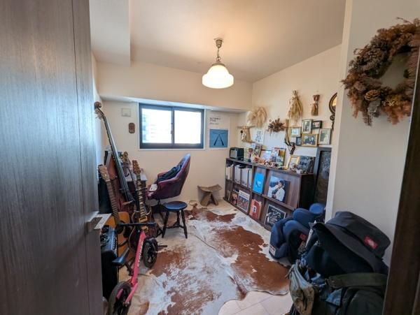 Eagle Court Yamashina Natsuji Station Front 3LDK Apartment - Thumbnail 3