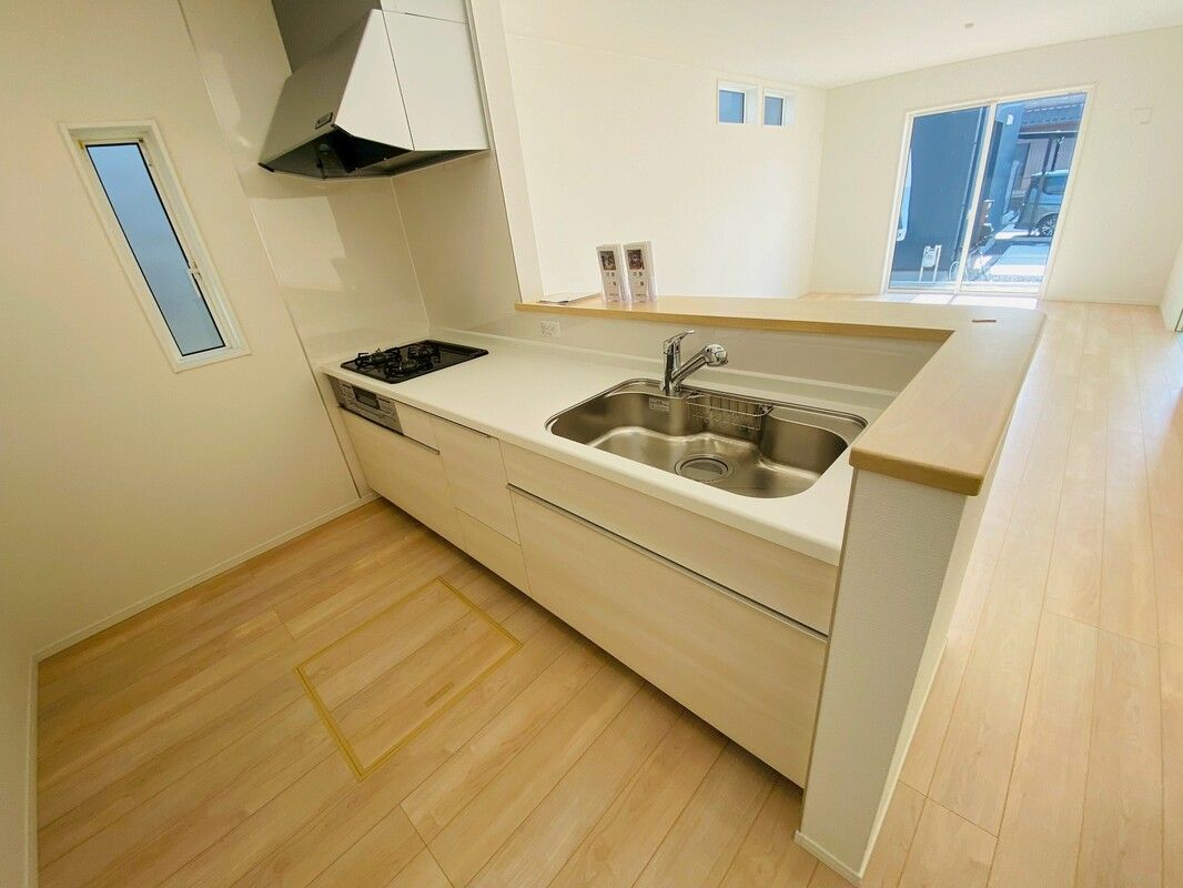 New 4LDK Single-Story House for Sale in Ami City, Aichi - Thumbnail 3