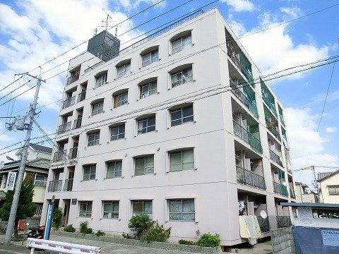 La Fine 2DK Apartment for Sale in Ibaraki, Osaka - Thumbnail 3