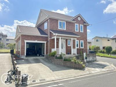 3LDK Family House in Kizugawa with Garage and Modern Kitchen — Image 1, Kizugawa, Kyoto