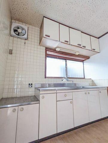 [Homes] Murozumi Beach nearby, Murozumi Shinkai, Hikari City, used detached house | — Image 1, Hikari, Yamaguchi