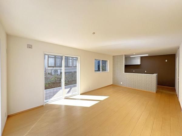 New 4LDK House in Yokosuka, Kanagawa for 29.9 Million Yen - Thumbnail 4