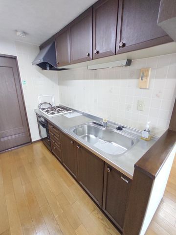 3LDK Apartment for Sale in Fuji City, Shizuoka - Thumbnail 2