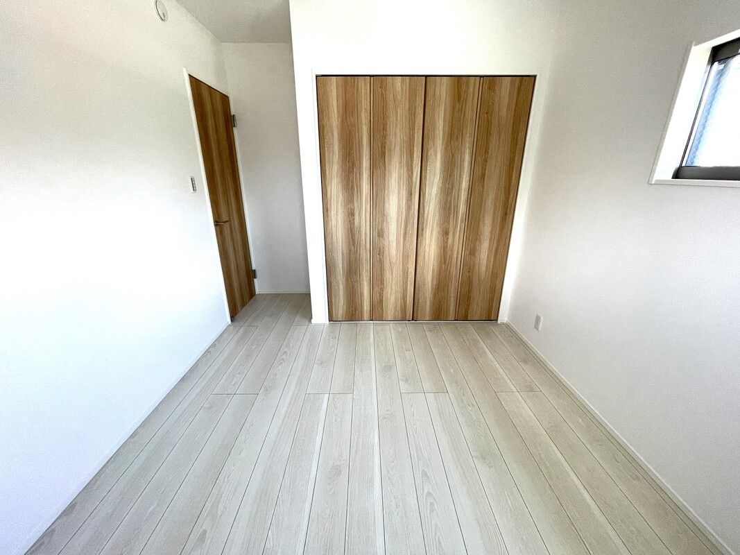 New 4LDK Solar ZEH House for Sale in Matsuyama, Ehime - Thumbnail 4