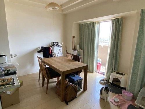 2LDK Apartment for Sale in Niihama, Ehime with Panoramic Views - Thumbnail 4