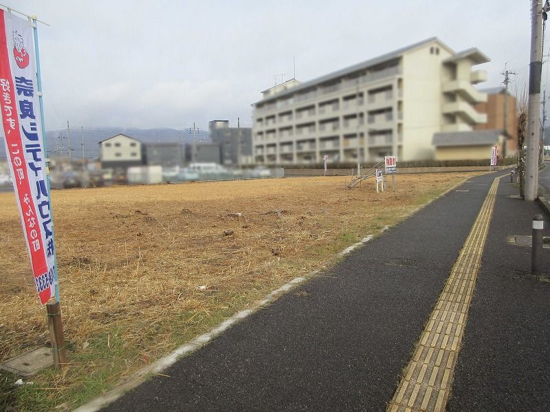 Land for Sale in Kizugawa City, Kyoto - 1,544 sqm - Thumbnail 3