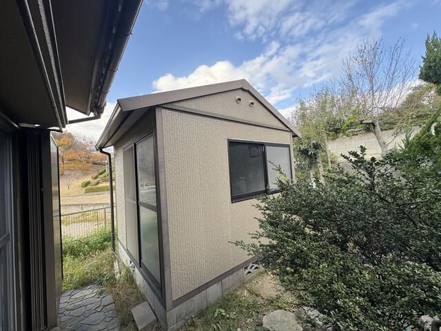 5LDK House with Detached Studio in Takamatsu, Kagawa - Thumbnail 3