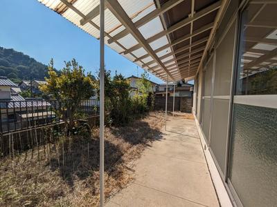 3LDK House in Sakade with Hilltop Views — Image 2, Sakaide, Kagawa