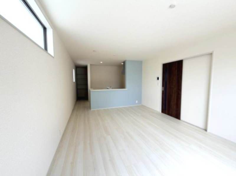 3LDK Newly Built House for Sale in Yonabaru, Okinawa - Thumbnail 2