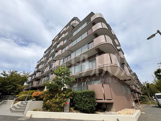 3LDK Apartment near Senriyama Station | Suita City - Thumbnail 2