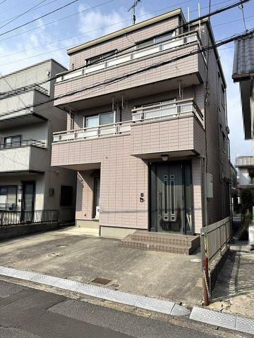 Spacious 6SLDK House with Solar Power in Omihachiman — Image 3, Omihachiman, Shiga