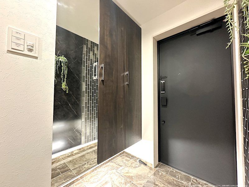3SLDK Top-Floor Apartment in Yamaga, Kumamoto - Image 1