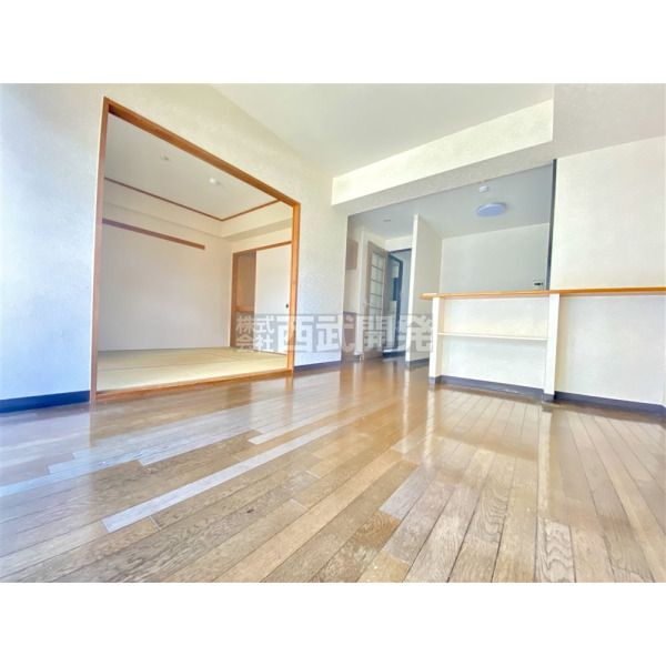 3LDK Apartment for Sale in Tokorozawa, Saitama - Thumbnail 2