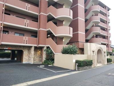 4LDK Apartment for Sale in Kakamigahara, Gifu | 82.76 sqm — Image 1, Kakamigahara, Gifu