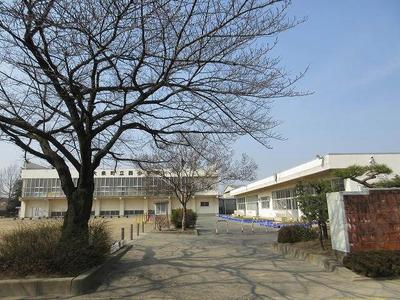 Used detached house (Property number: 0142157-0000547) 29 minutes walk from Nishi-Koizumi Station on the Tobu Koizumi Line (Oizumi Town, Oura District) — Image 1, Oizumi, Gunma