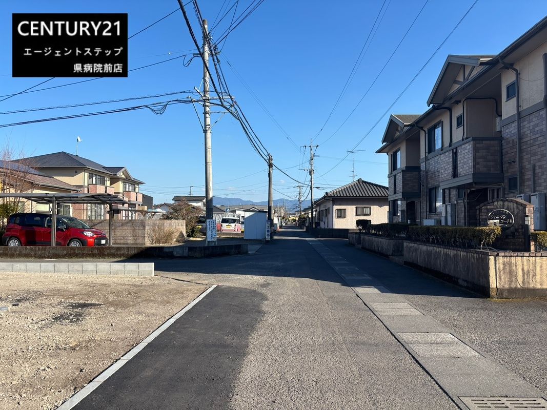 New 4LDK Single-Story House in Tochita, Miyakonojo - Thumbnail 2