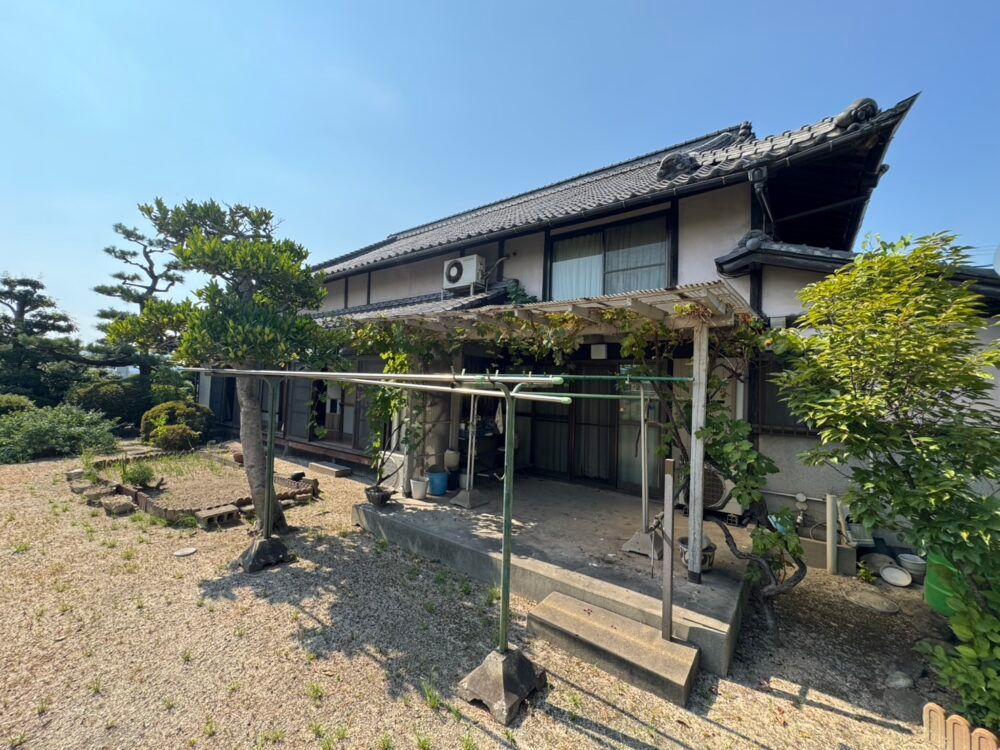 Spacious 8SLDK House with Japanese Garden in Fukuyama, Hiroshima - Thumbnail 4