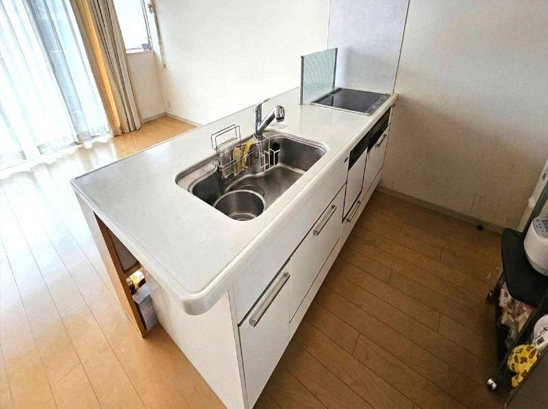 2LDK Apartment for Sale in Matsuyama, Ehime - 69.3 sqm - Thumbnail 4