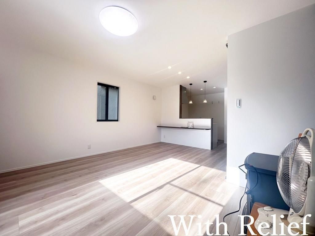 New Unoccupied 3LDK House with Solar Power in Takatsuki, Osaka - Thumbnail 3