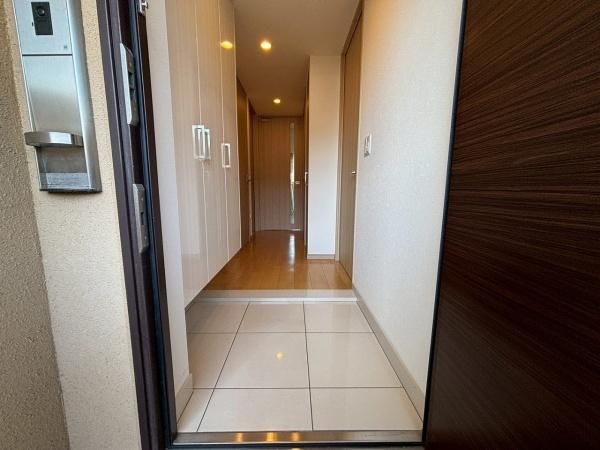 Arist Fujitodai Station First 10F 2LDK Apartment for Sale in Wakayama - Thumbnail 3