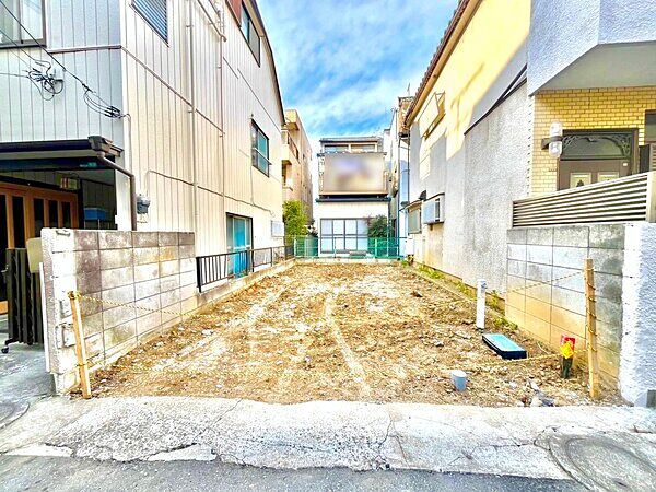 Land for Sale in Nishisugamo, Toshima, Tokyo - 49.4m2 - Thumbnail 3