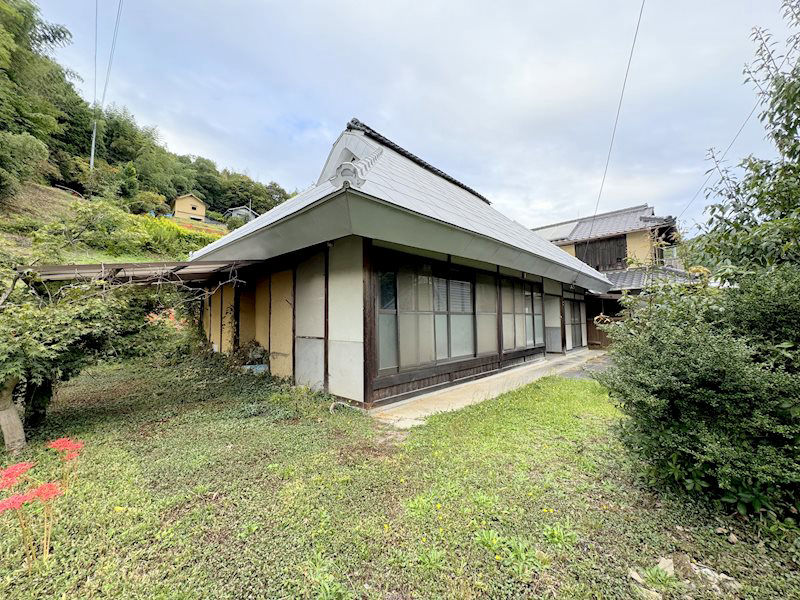 Traditional 5DK Home in Okayama with 346㎡ Land - Thumbnail 4