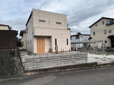 Modern 4LDK House for Sale in Kakegawa's Kurashin District — Image 1, Kakegawa, Shizuoka