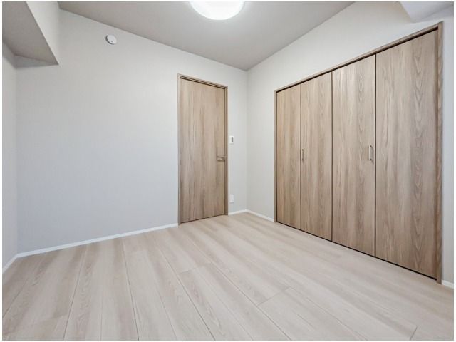 Renovated 1LDK Apartment Near Minowa Station, Taito, Tokyo - Thumbnail 4
