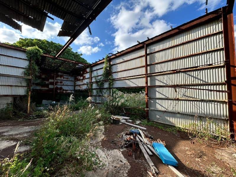 Land for Sale in Uruma, Okinawa - 2,303 sqm Plot - Thumbnail 3