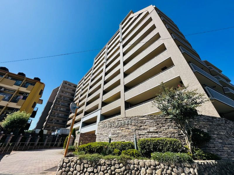 Renovated 3LDK Apartment Near Shimo-Yamato Station - Thumbnail 3