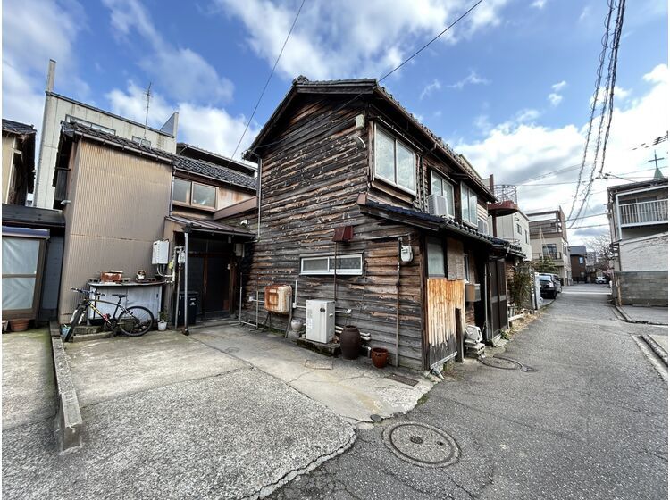 Land for Sale in Kanazawa's Historic Nagamachi Samurai District - Thumbnail 3