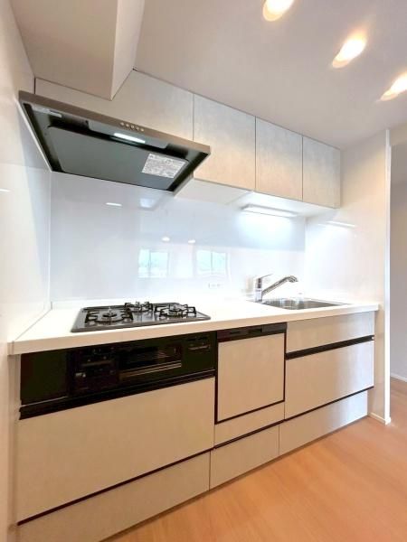 4LDK Apartment in Yokohama's Seya Ward - NICE Urban States Mitsukyo - Thumbnail 2