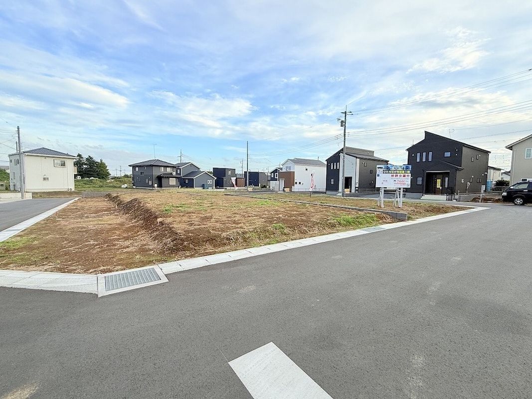 Buildable Land Plots in Hitachinaka, Ibaraki - 3 Lots Available - Thumbnail 2