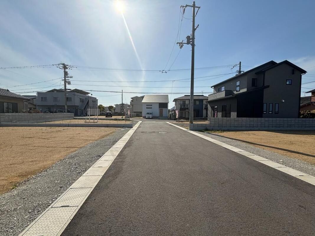 New 4LDK House in Takamatsu with Modern Design & High Spec - Thumbnail 3