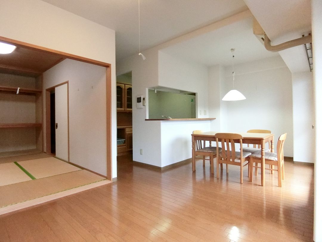 2LDK Apartment for Sale in Toyama City - 64.09sqm - Thumbnail 2
