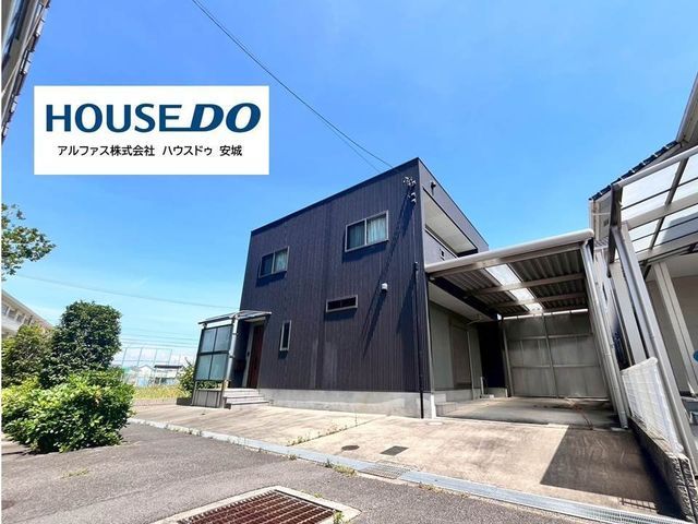 3LDK House for Sale in Okazaki City, Aichi Prefecture - Image 1