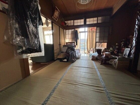1976 4DK Wooden House for Sale in Sano, Tochigi - Thumbnail 3