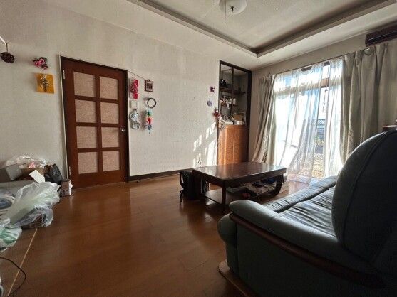 1976 4DK Wooden House for Sale in Sano, Tochigi - Thumbnail 2