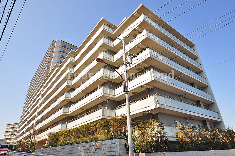 Renovated 3LDK Apartment in Fujisawa | Gracia Park Zenko - Thumbnail 2