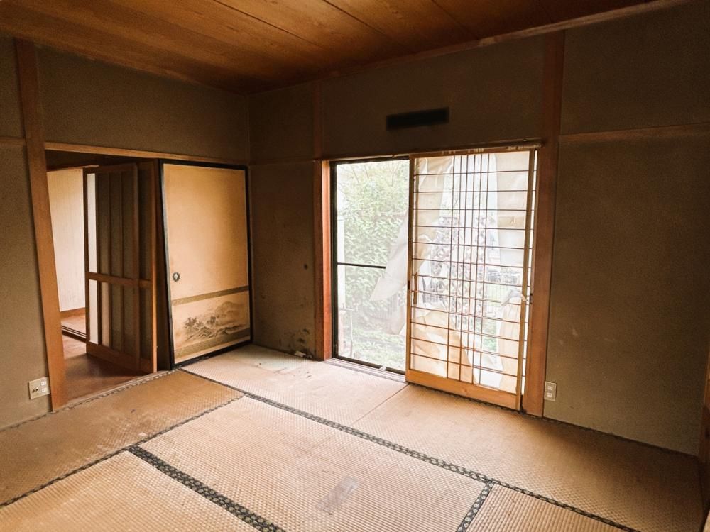 Renovated 6-Bedroom House in Ueda City with Garden - Thumbnail 2