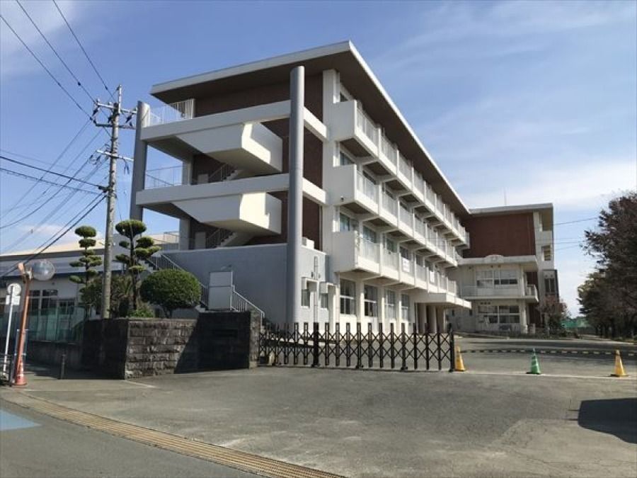 4LDK Family House in Koushi City, Kumamoto Prefecture - Thumbnail 3