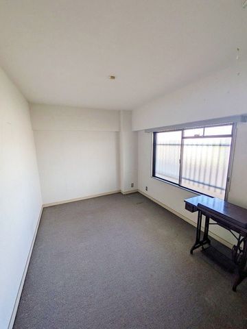 3LDK Apartment for Sale in Shimonoseki, Yamaguchi - Residence Yamano-da - Thumbnail 4