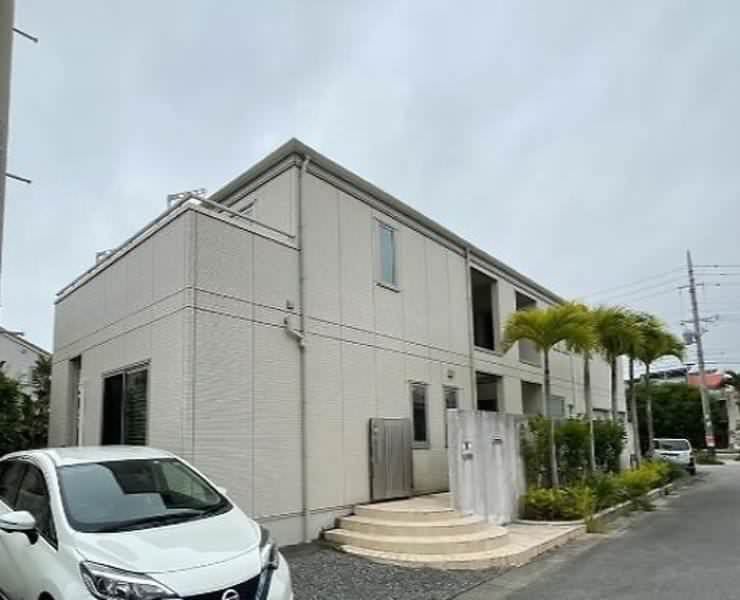 5LDK House in Toyosaki, Okinawa with 347.65㎡ Living Space - Thumbnail 2