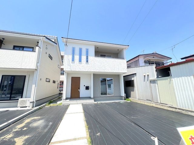 Modern 4LDK House for Sale in Wakuyacho, Miyagi Prefecture - Thumbnail 2