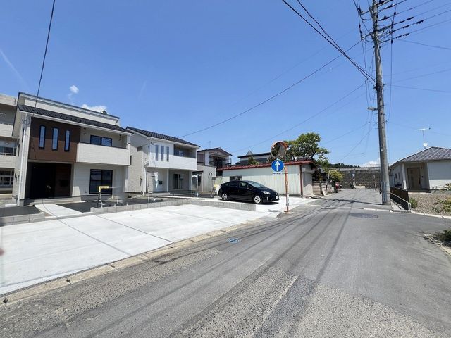Modern 4LDK House for Sale in Wakuyacho, Miyagi Prefecture - Thumbnail 3
