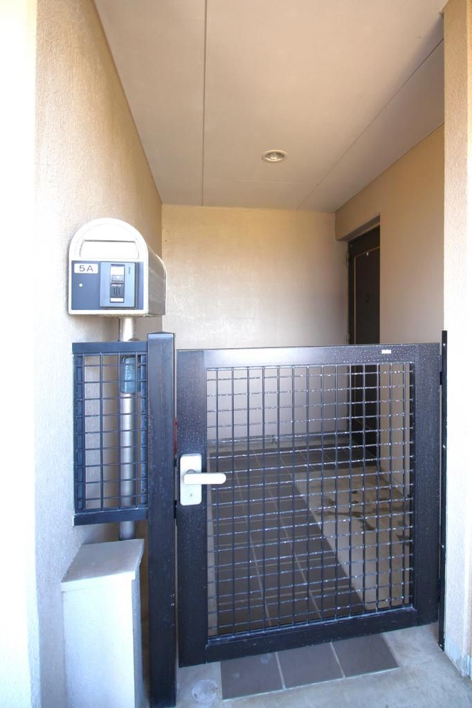 Terrace Nova Hozumi Pet-Friendly 2SLDK Apartment in Mizuho - Thumbnail 2