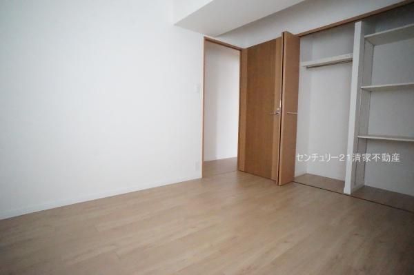 3SLDK Apartment in Kasugai City with Recent Renovation - Thumbnail 4
