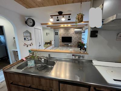 Modern 4LDK House in Niihama with Solar Panels — Image 4, Niihama, Ehime