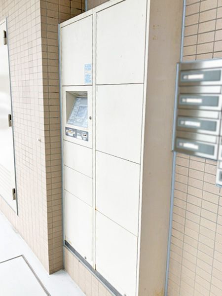 2LDK Apartment for Sale in Saitama's Midori Ward - Thumbnail 3