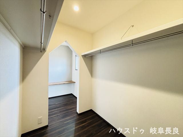 New 4LDK House in Gifu City, Gifu Prefecture for Sale - Thumbnail 4